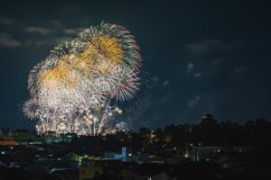 花火の光